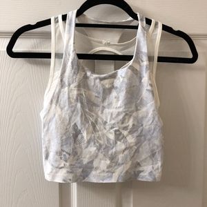 Lululemon crop top